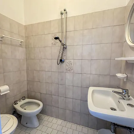 Hotel Serafini 2*