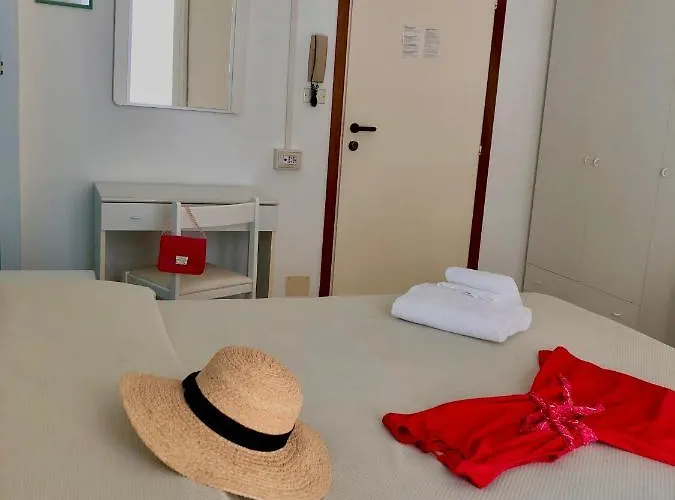 Serafini Hotell 2*