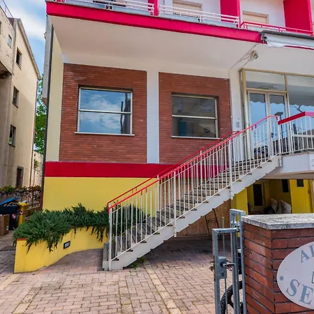 Serafini Римини